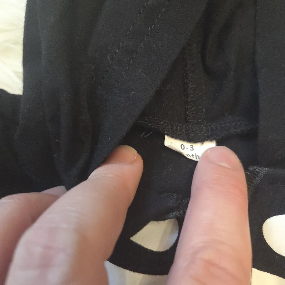 Baby Clothes TWINS Lot - Picture 10 of 16